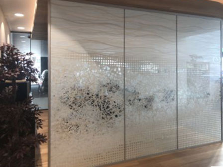 Art Washi Partitions For a Luxury Automobile Showroom