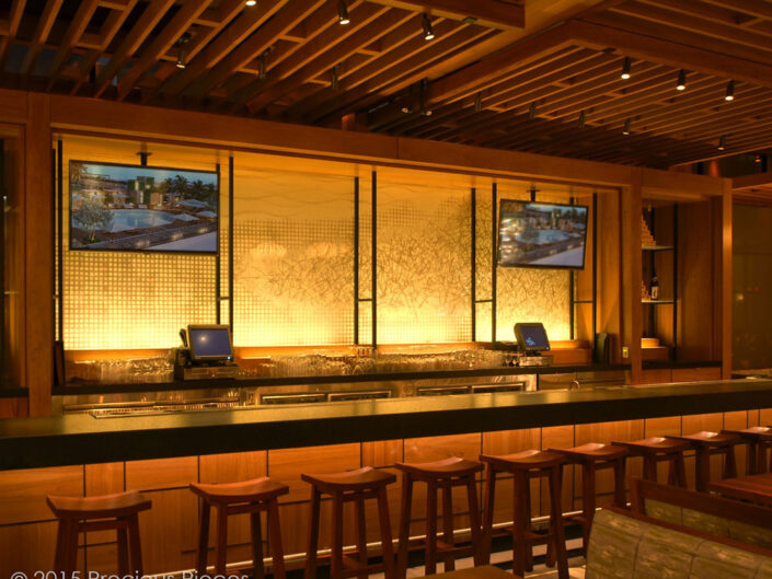 Illuminated Laminated Glass Washi Wall for an Upscale Restaurant’s Bar